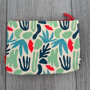 Ipsy bag - force of nature. EUC.